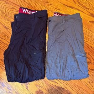 (2) pairs of Men's Wrangler Cargo Pants Size 44/30